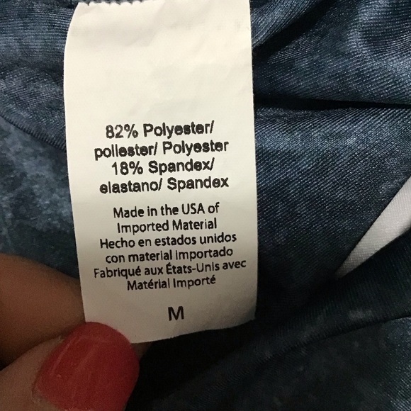 Beyond Yoga Lux High Waist Leggings in Distressed Navy. - Picture 10 of 12